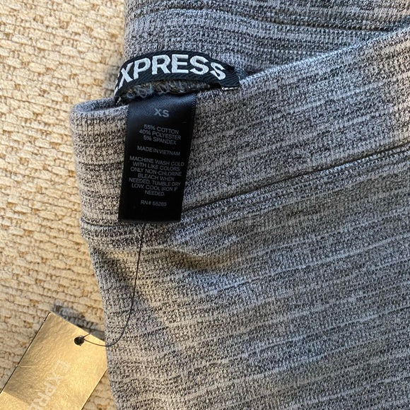 NWT XS Gray Express women’s thermal leggings - Picture 2 of 2